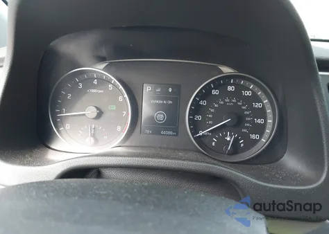 2018 Hyundai Elantra Value Edition z USA, uszkodzony, nr VIN 5NPD84LF0JH213925